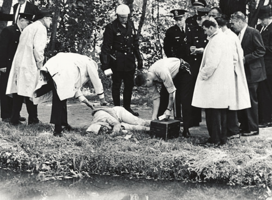 Body of the murdered Mary Pinchot-Meyer in the scene of the crime.